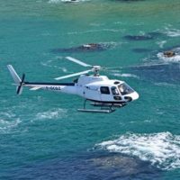 survol en hélicoptère de la côte d’Émeraude